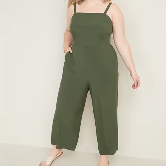 Old Navy Pants - Army Green NWT Jumpsuit